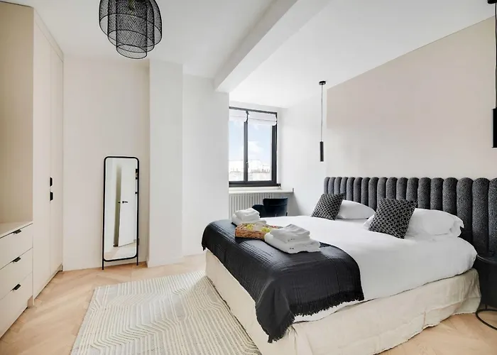 Cosy Apartment 2Br-6P Champs Elysees